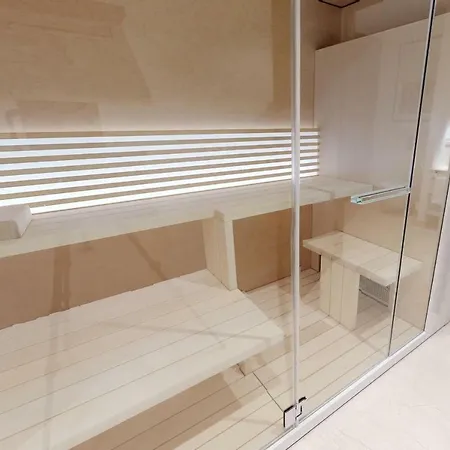 White Pearl 0.07 Apartman *